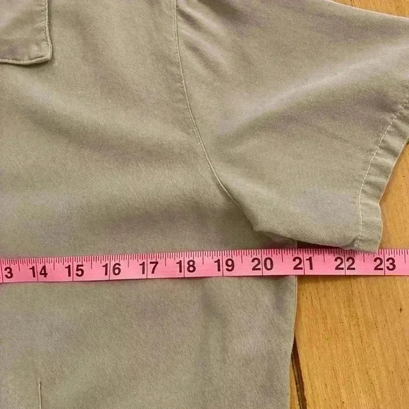 Cut Loose Women's Short Sleeve Button Down Tensel Soft Khake Blouse medium - Picture 5 of 11